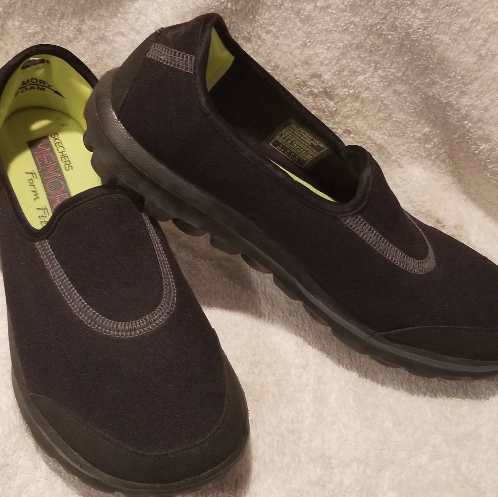 Skecher go walk black Slip On Shoe Size 7.5